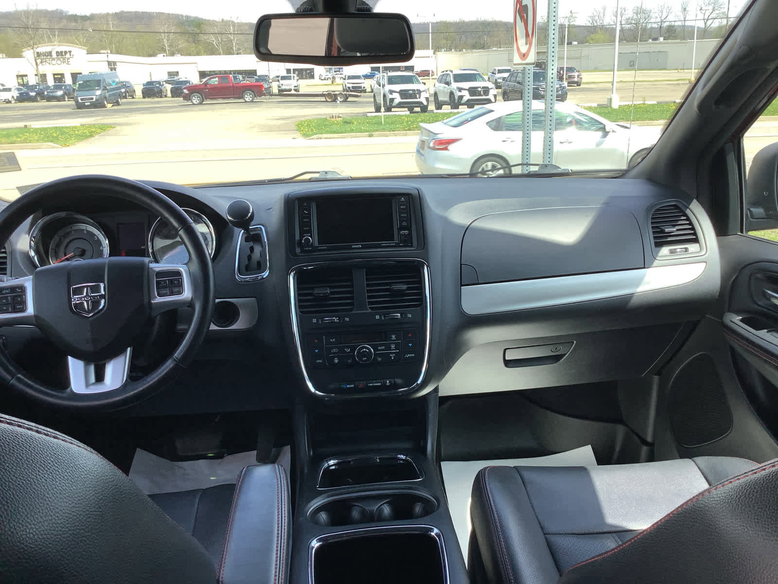 Used 2019 Dodge Grand Caravan GT image 10