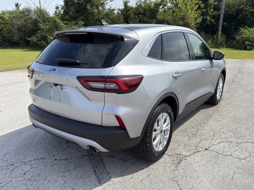 Certified 2023 Ford Escape Active image 4