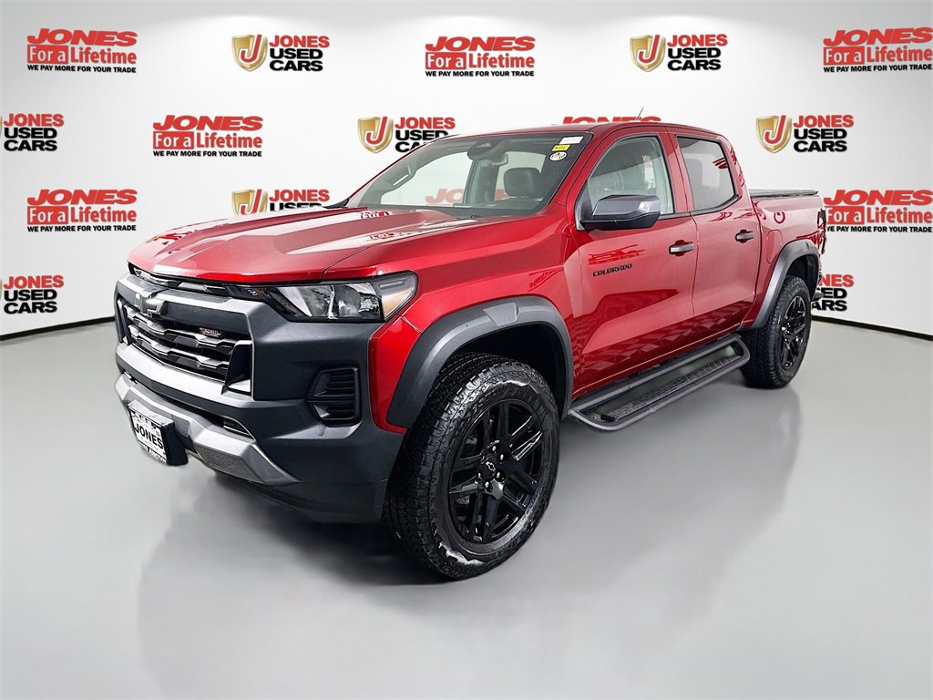 Used 2025 Chevrolet Colorado Trail Boss image 12