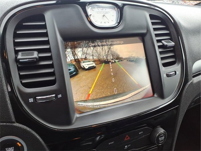 Used 2016 Chrysler 300 S image 21