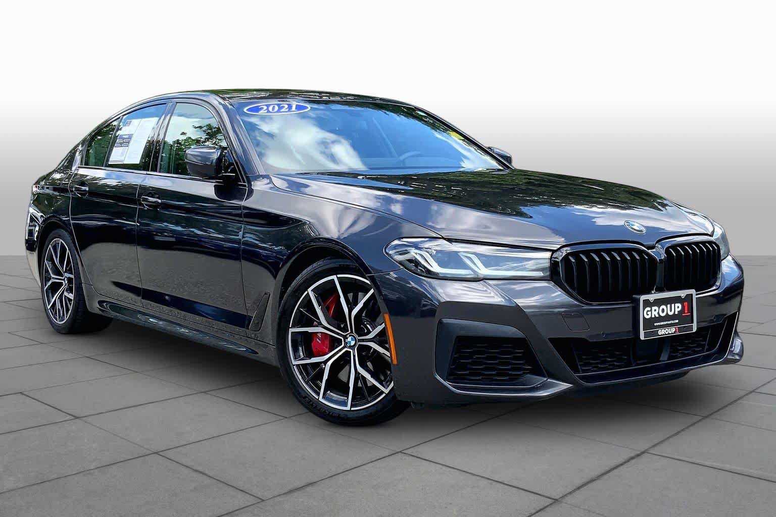 Used 2021 BMW M550i xDrive w/ Executive Package AWD/4WD image 3