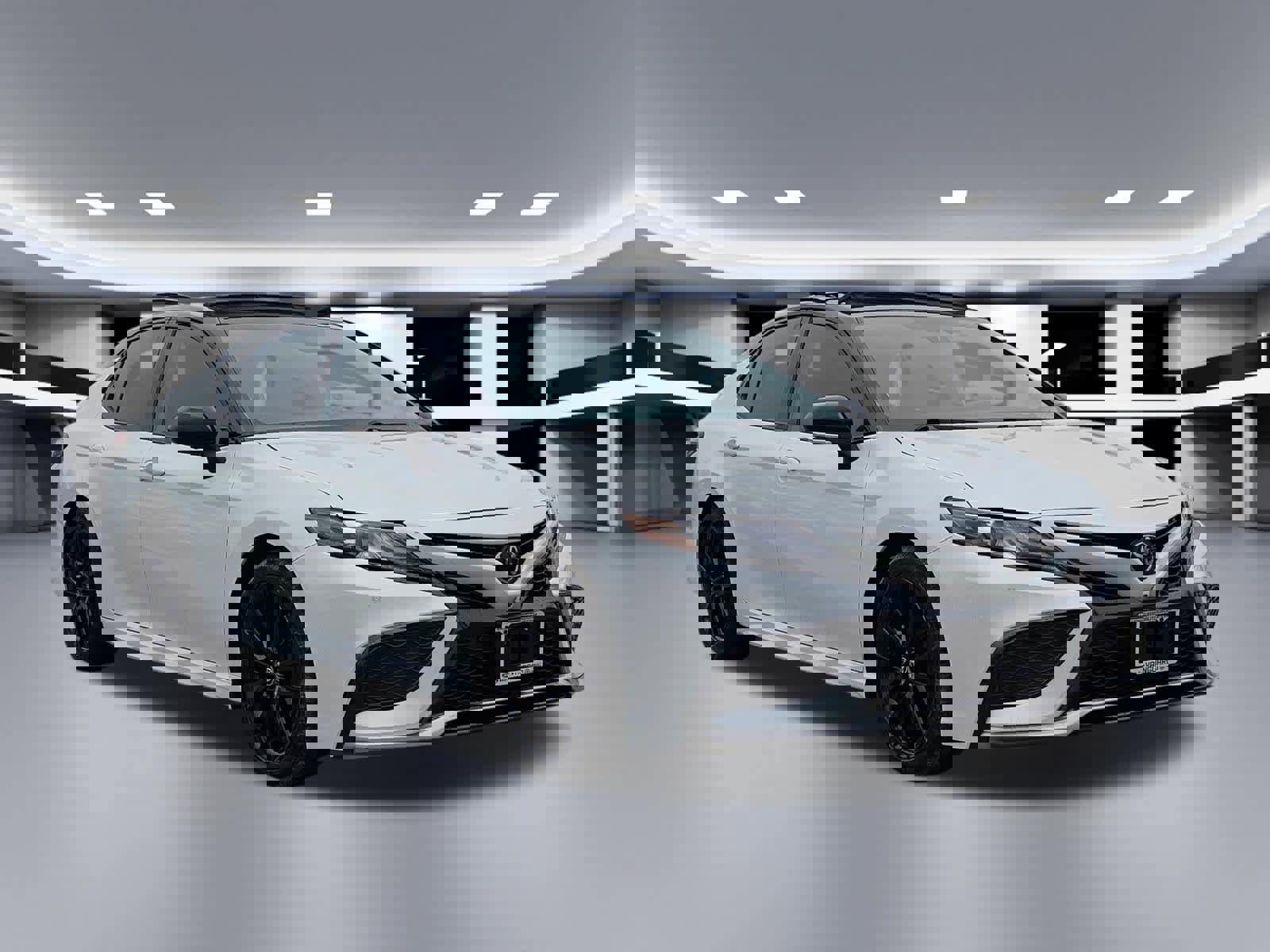 Used 2022 Toyota Camry XSE FWD image 8