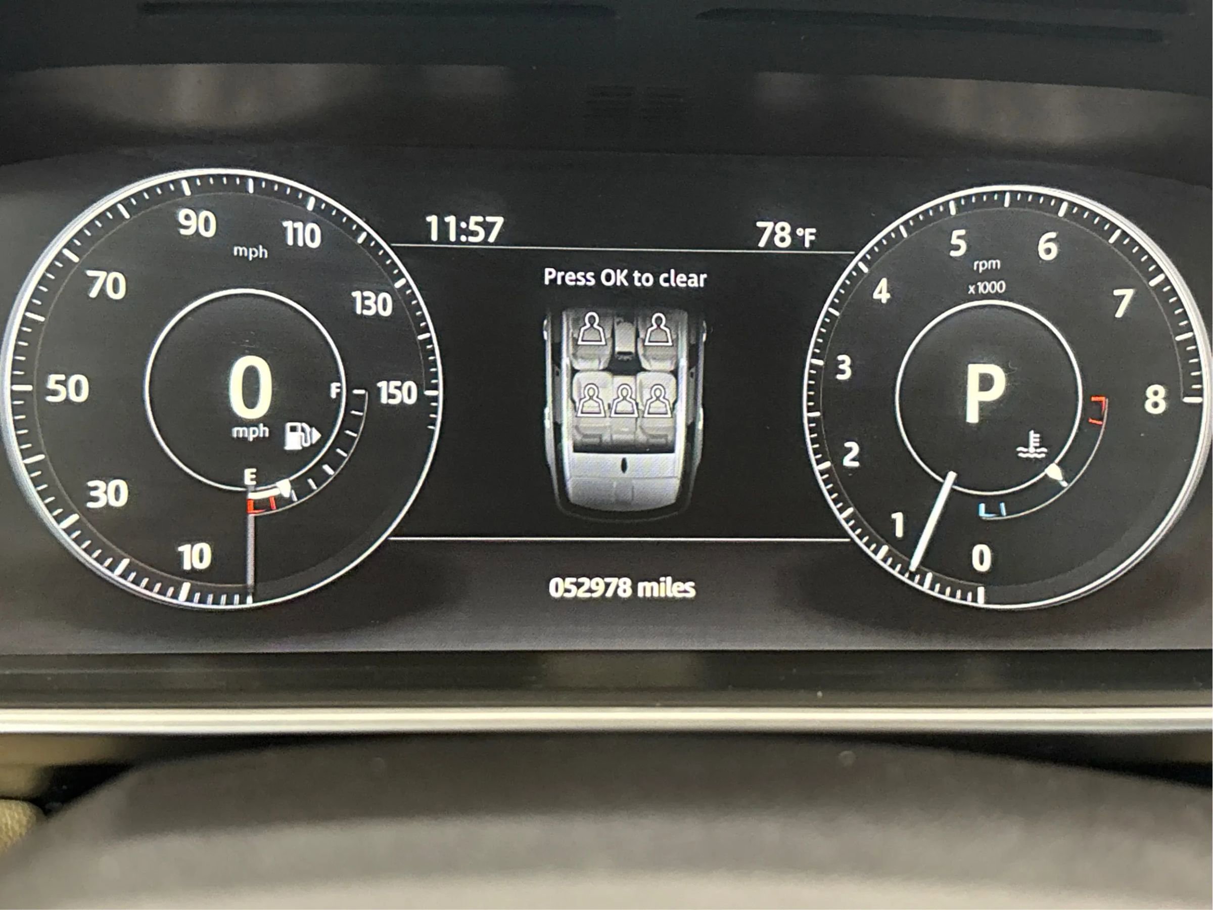Used 2017 Land Rover Range Rover Sport HSE AWD/4WD image 23