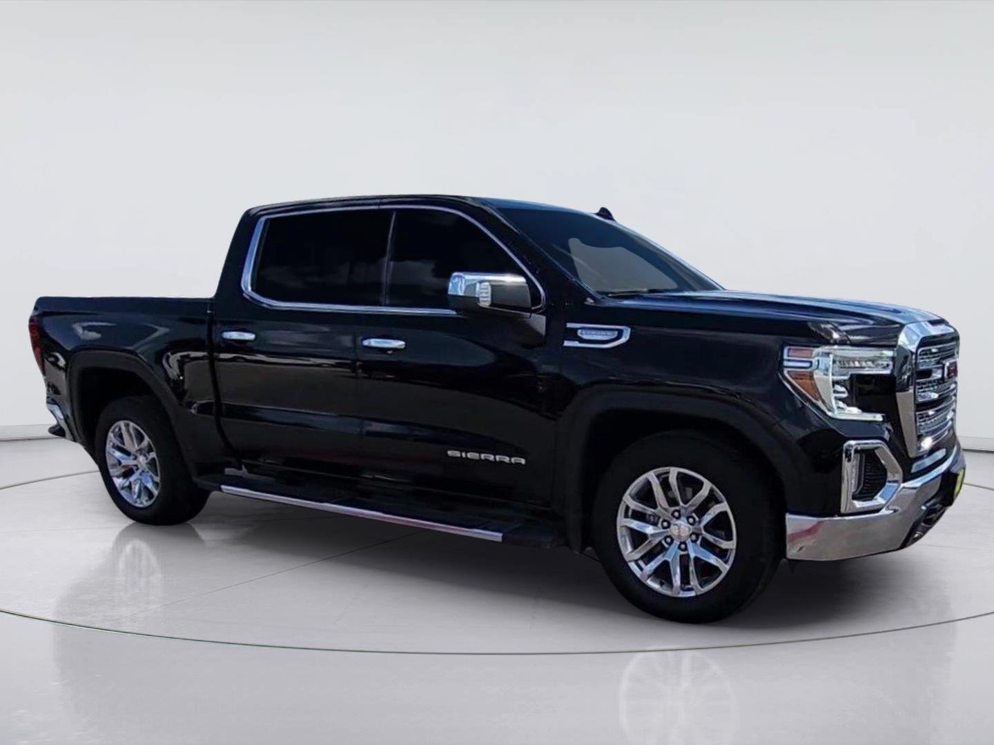 Certified 2022 GMC Sierra 1500 SLT RWD image 2