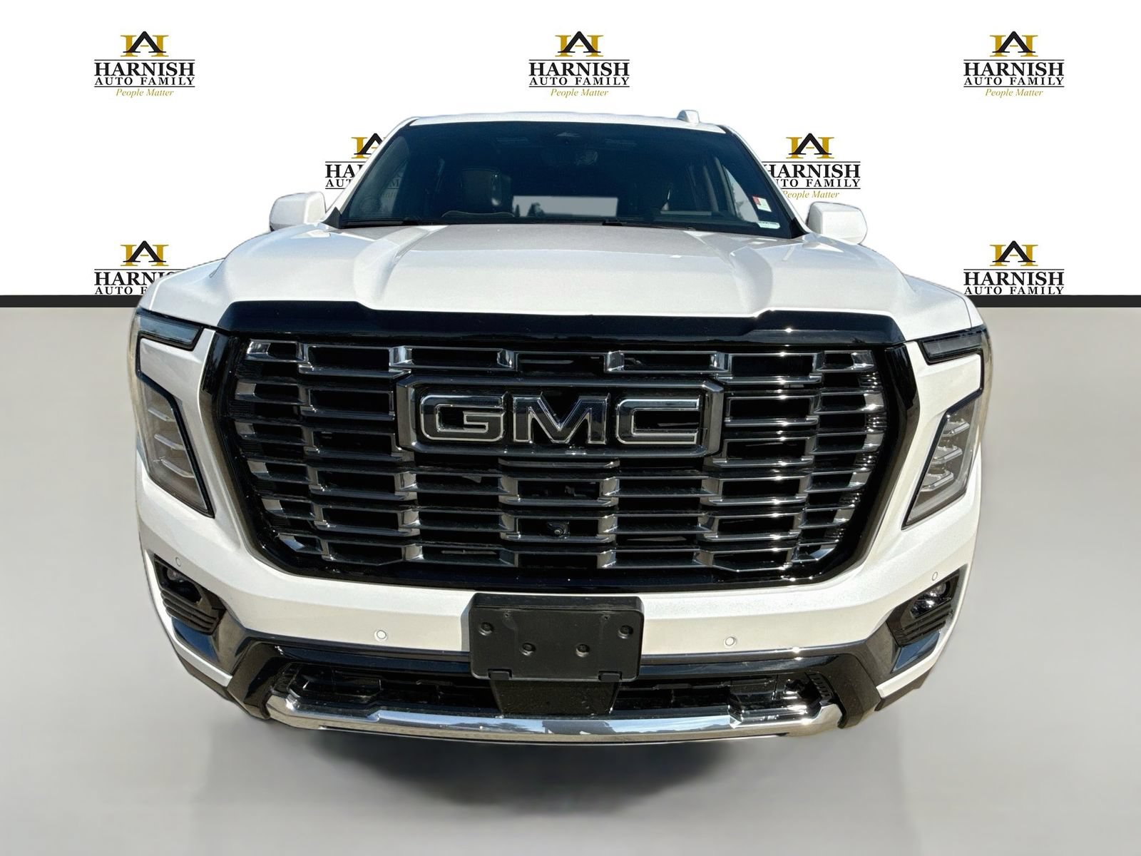 Used 2025 GMC Yukon Denali Ultimate AWD/4WD image 11