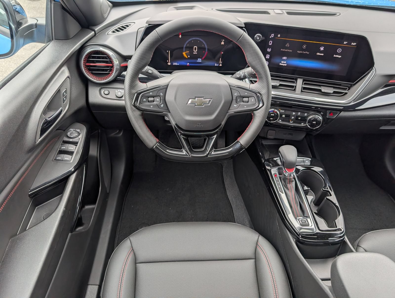 New 2026 Chevrolet Trax RS w/ Driver Confidence Package FWD image 9