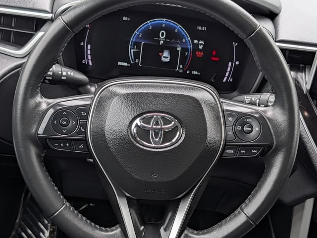 Used 2025 Toyota Corolla Cross XLE w/ Convenience Package FWD image 12