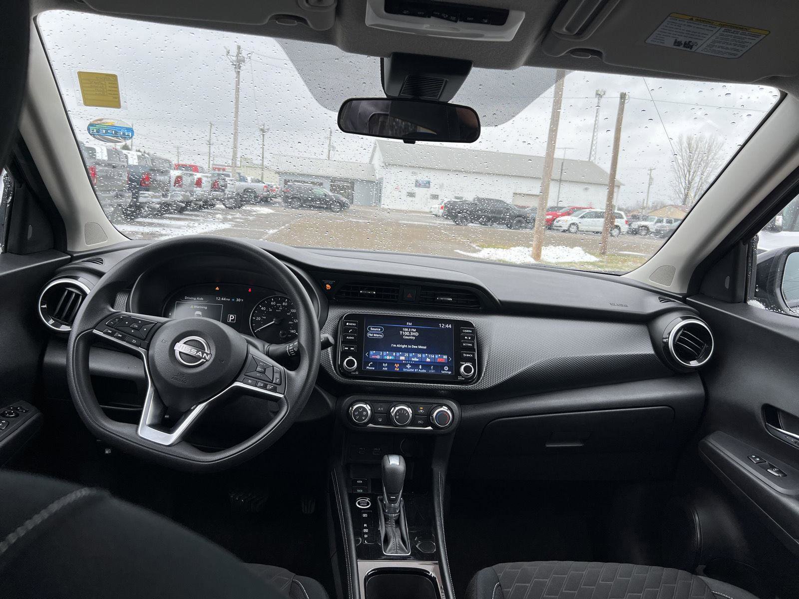 Used 2024 Nissan Kicks SV image 21