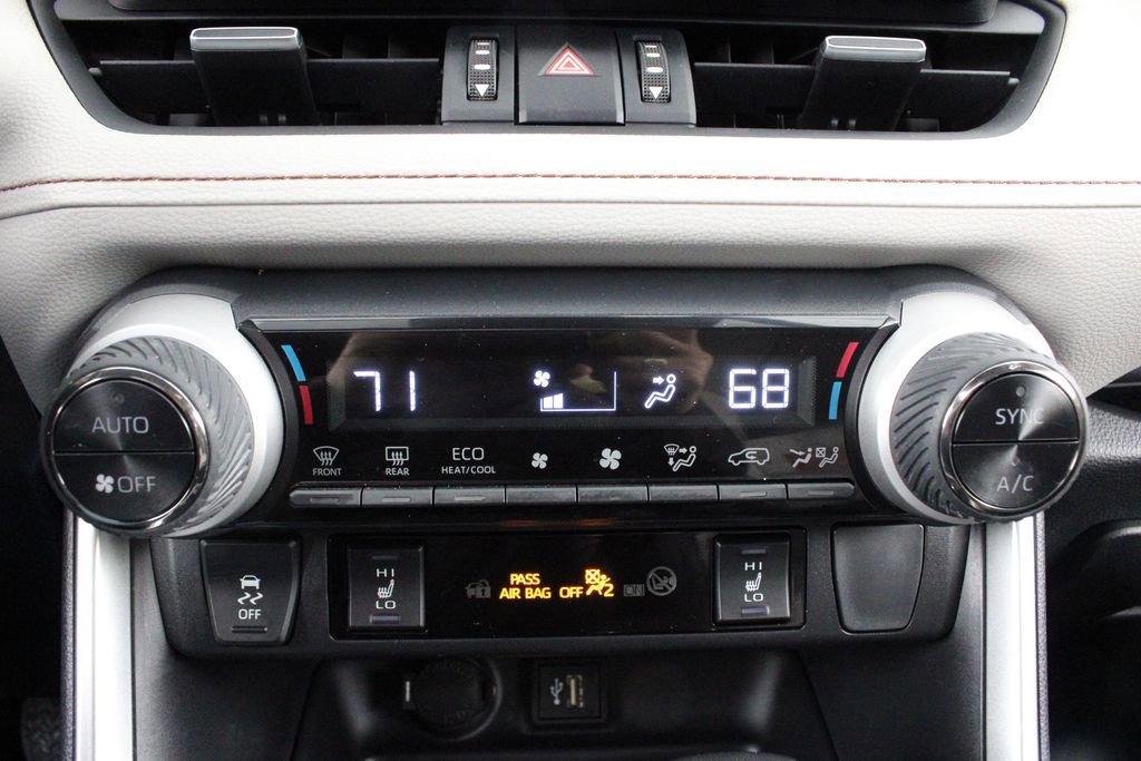 Used 2023 Toyota RAV4 XLE Premium AWD/4WD image 41