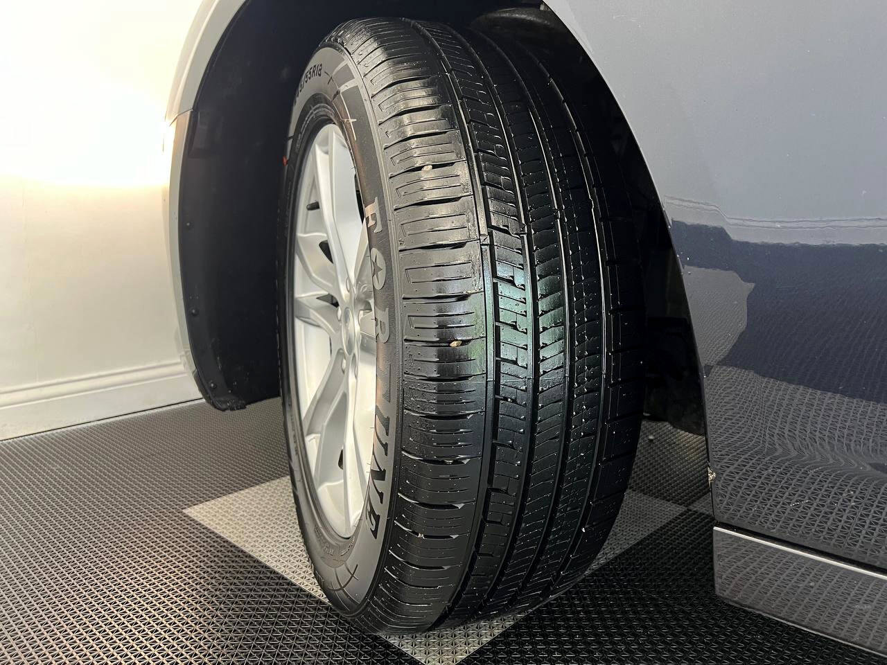 Used 2014 Chevrolet Camaro LS image 28