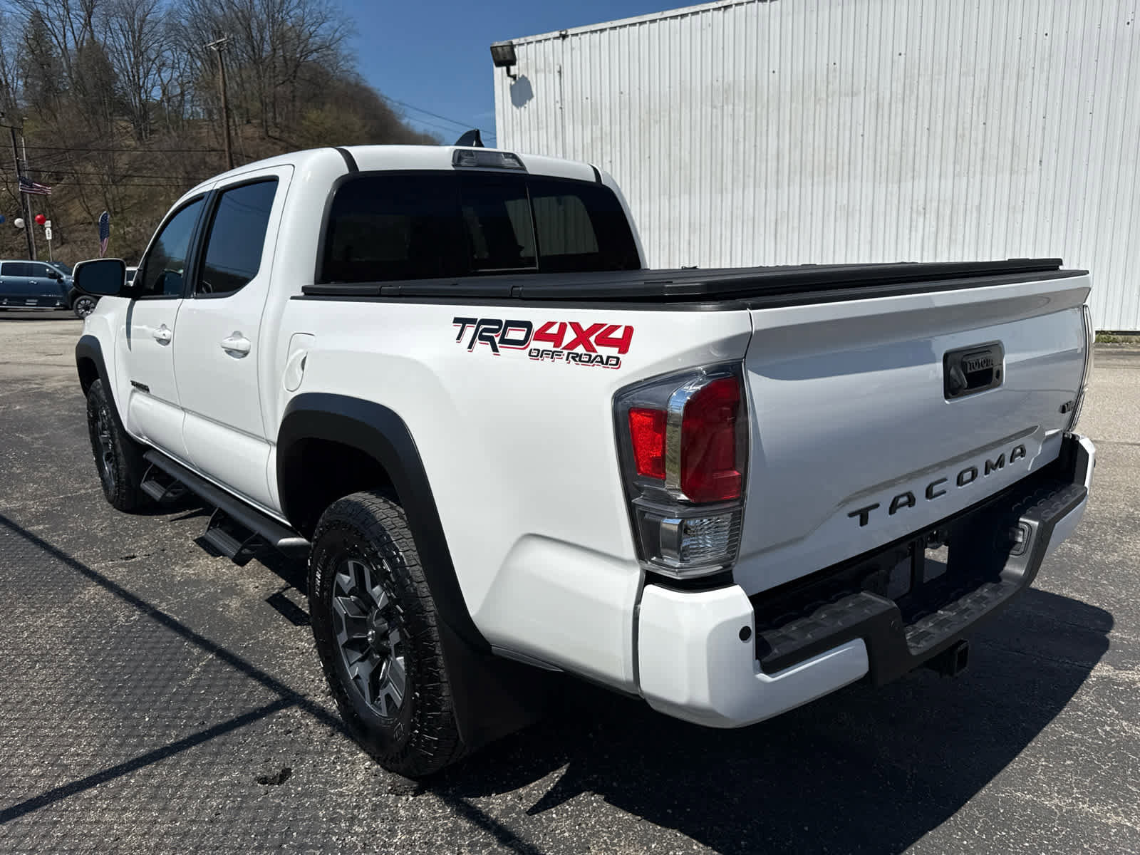 Used 2023 Toyota Tacoma TRD Off-Road w/ Technology Package image 5