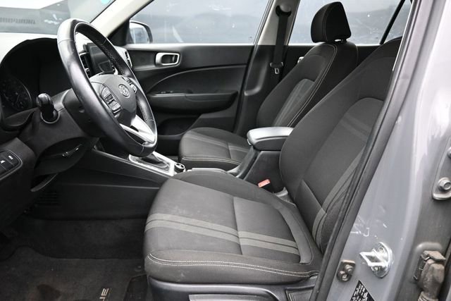 Used 2020 Hyundai Venue SEL w/ Convenience + Premium Package FWD image 10