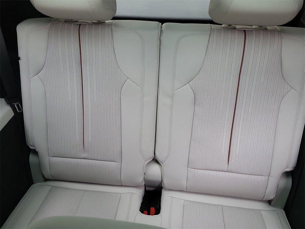 New 2026 Cadillac Vistiq Sport image 26