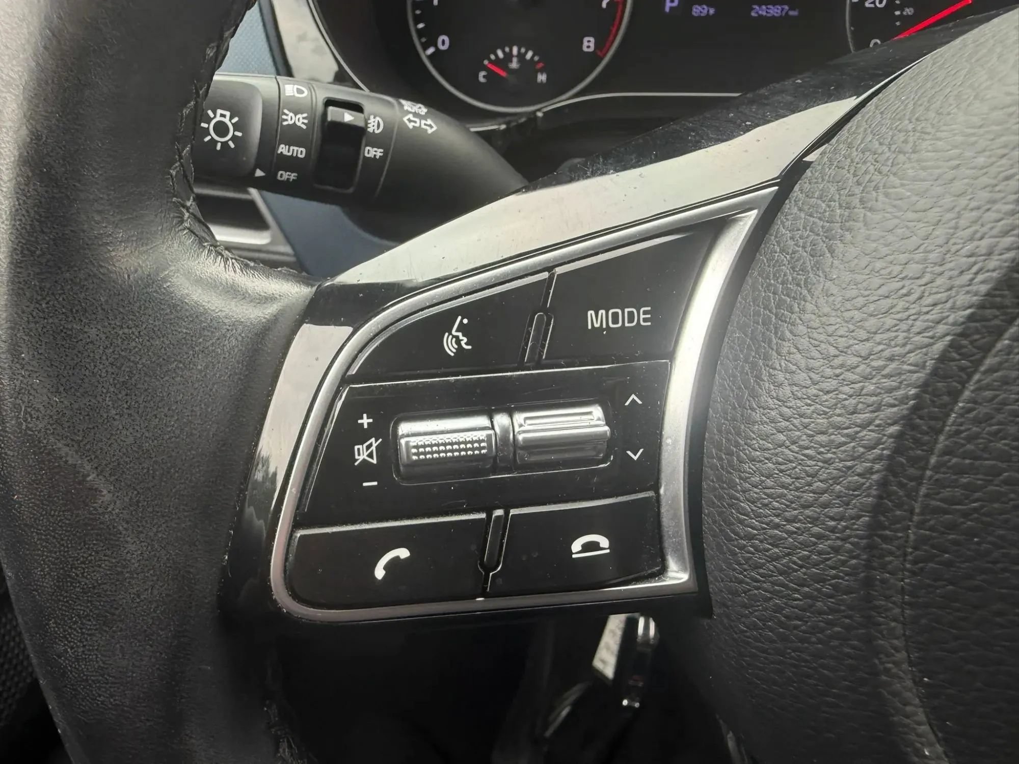Used 2023 Kia Seltos S AWD/4WD image 13