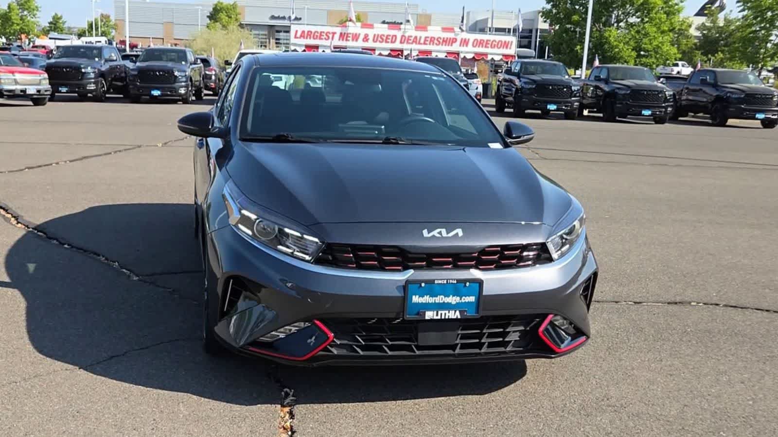 Used 2023 Kia Forte GT-Line w/ GT-Line Premium Package FWD image 3