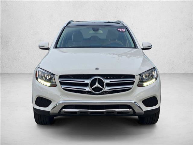 Used 2019 Mercedes-Benz GLC 300 image 2