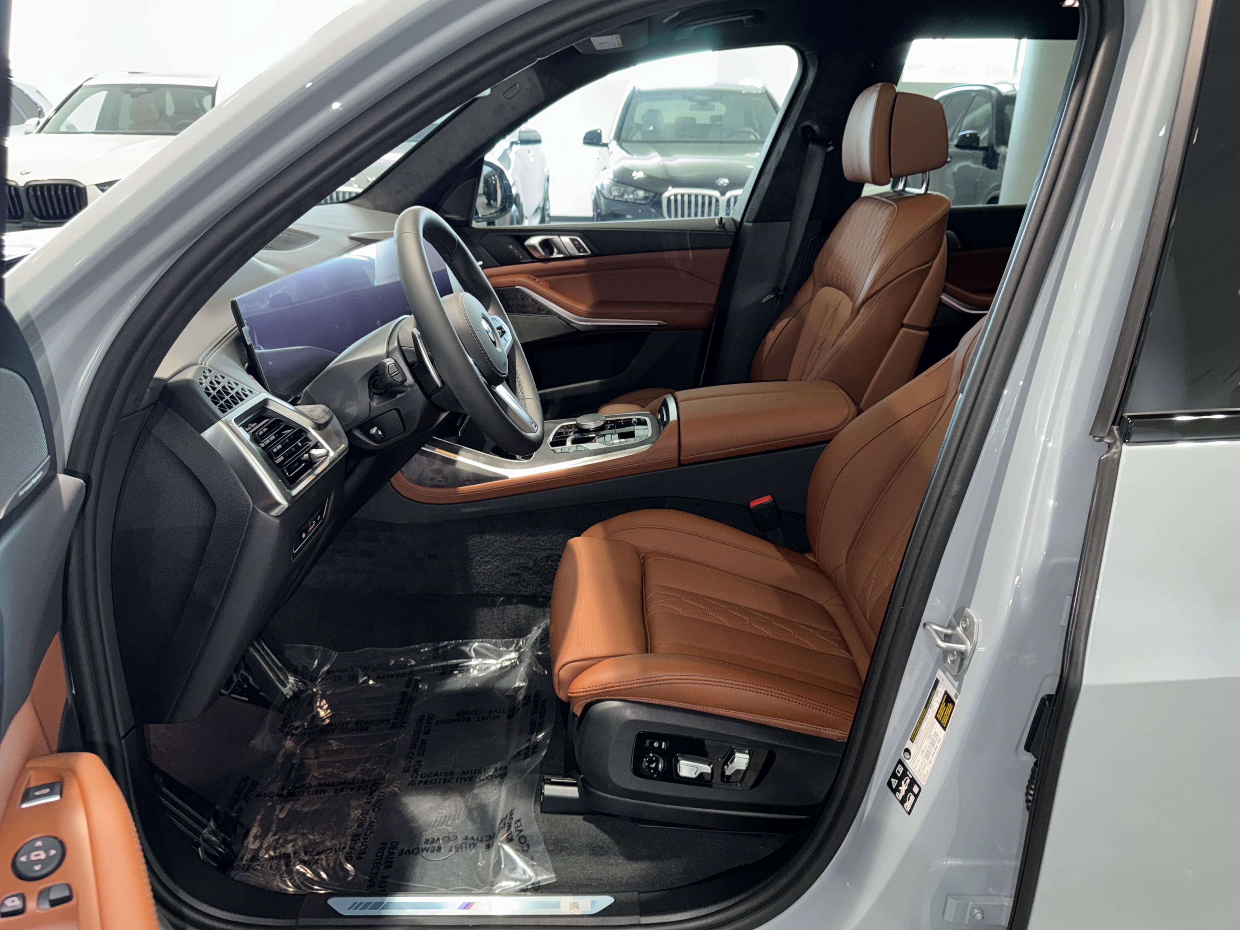New 2026 BMW X7 xDrive40i w/ M Sport Package image 14
