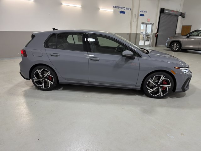 New 2026 Volkswagen GTI SE FWD image 10