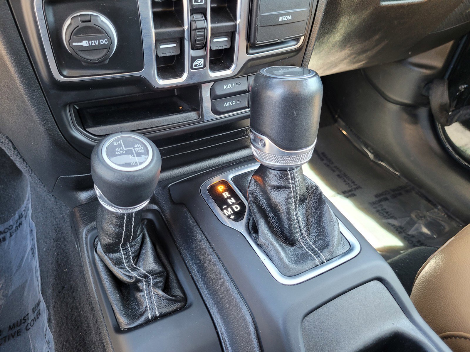 Used 2022 Jeep Wrangler Unlimited Sahara image 20