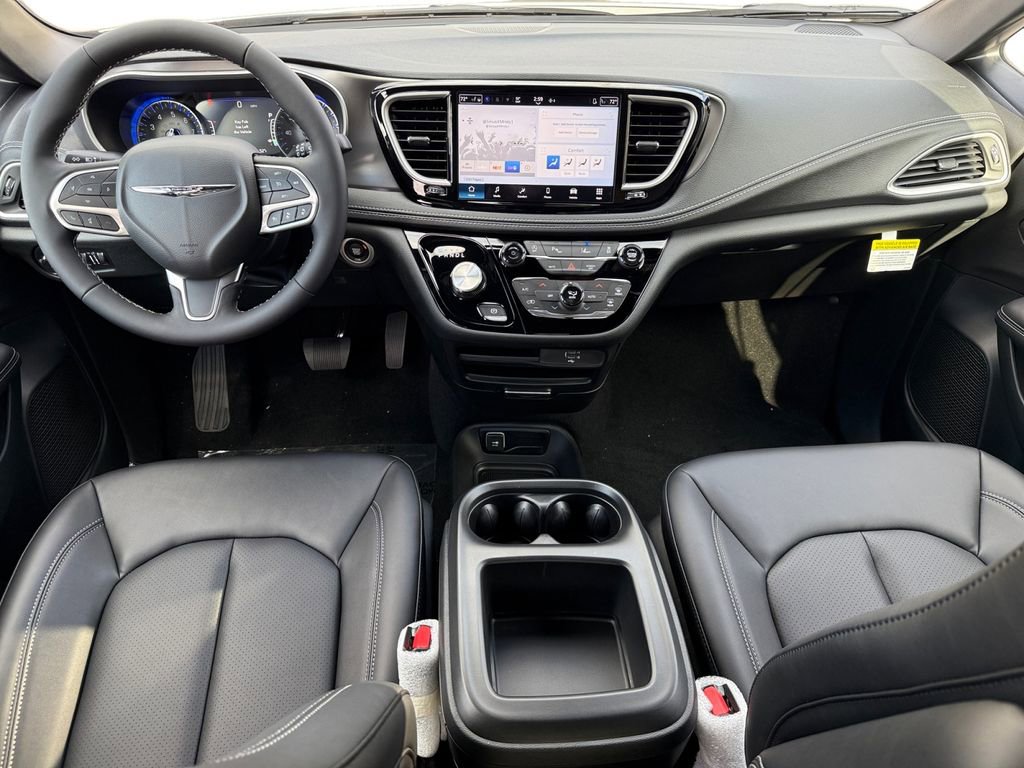 New 2026 Chrysler Pacifica Select FWD image 10