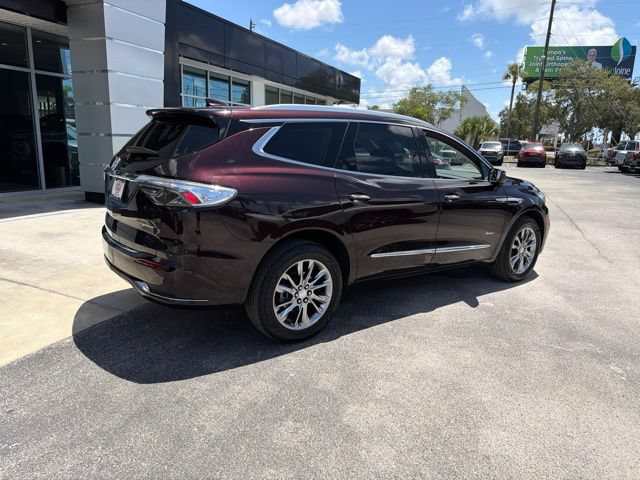 Used 2022 Buick Enclave Avenir w/ Avenir Technology Package FWD image 9