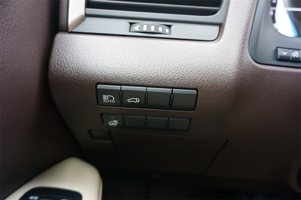 Used 2019 Lexus RX 350 AWD image 4