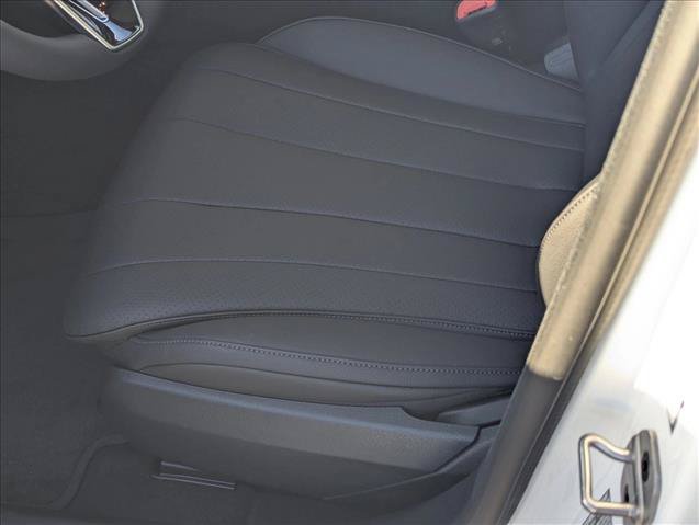 New 2026 Mercedes-Benz E 350 Sedan image 4