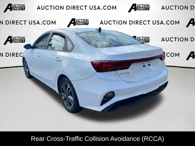 Used 2023 Kia Forte LXS w/ LXS Technology Package image 9