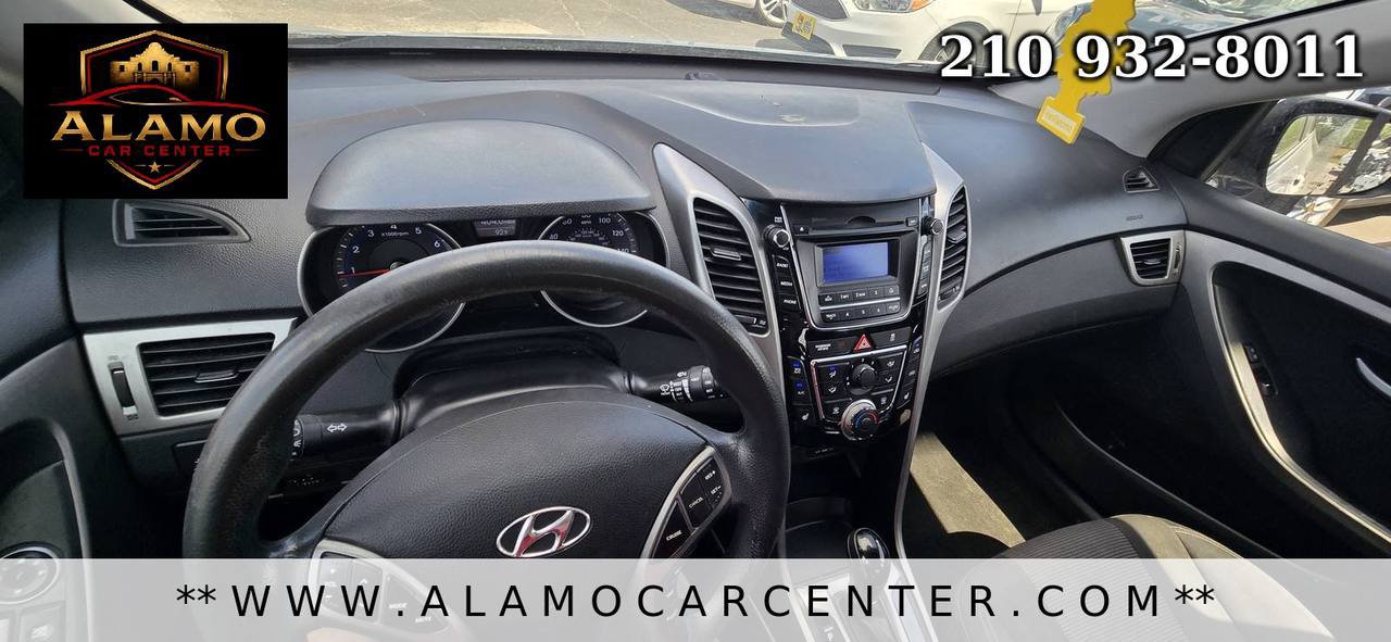 Used 2016 Hyundai Elantra GT FWD image 40