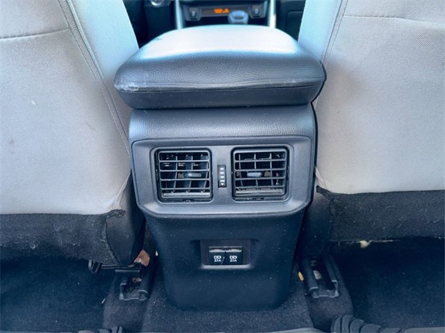 Used 2021 Toyota RAV4 XLE image 18