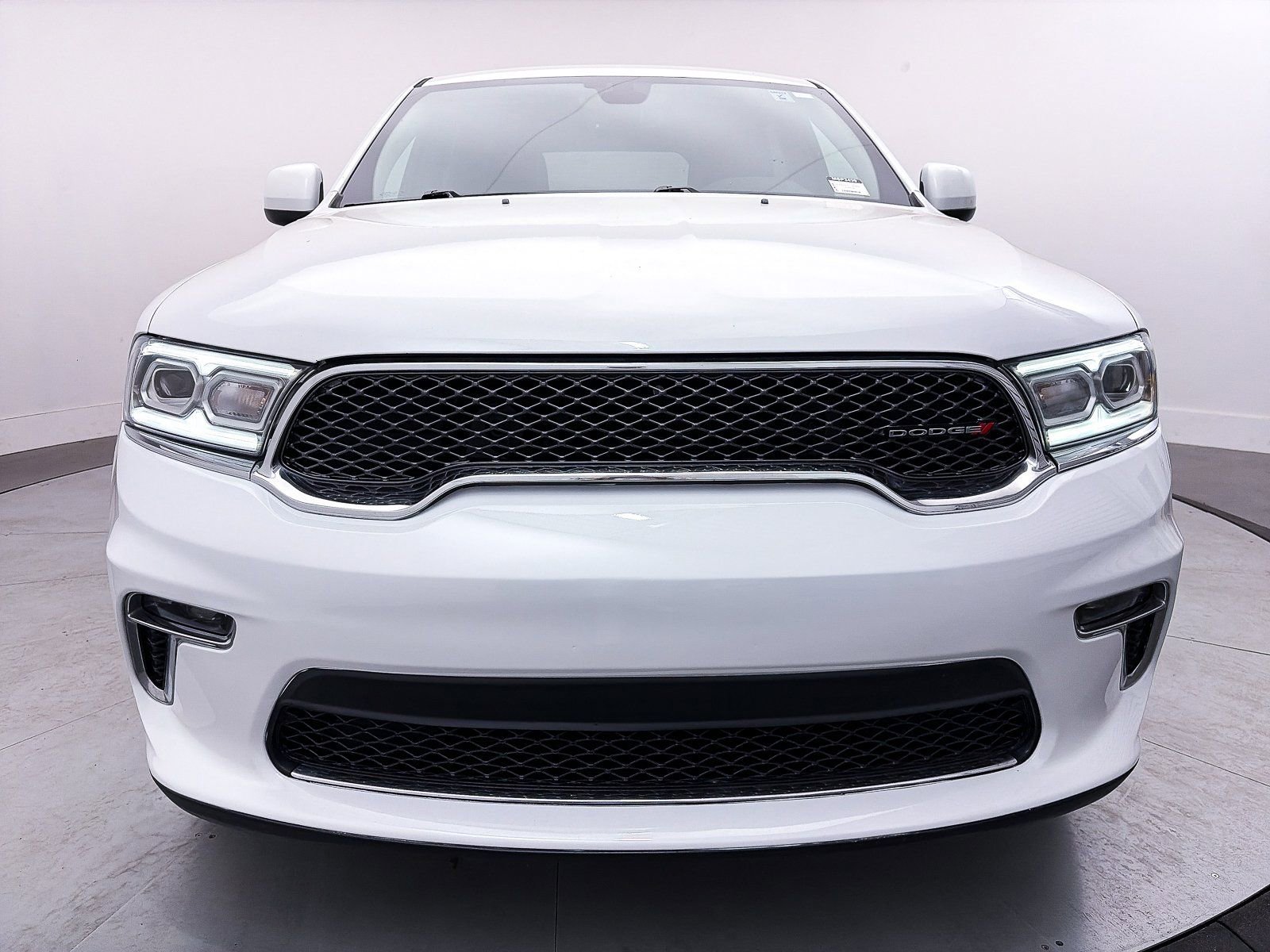 Used 2022 Dodge Durango SXT AWD/4WD image 9