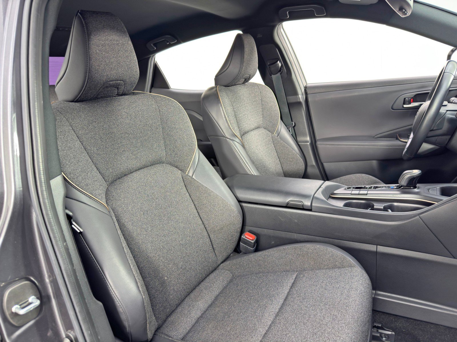 Used 2023 Toyota Crown XLE image 37