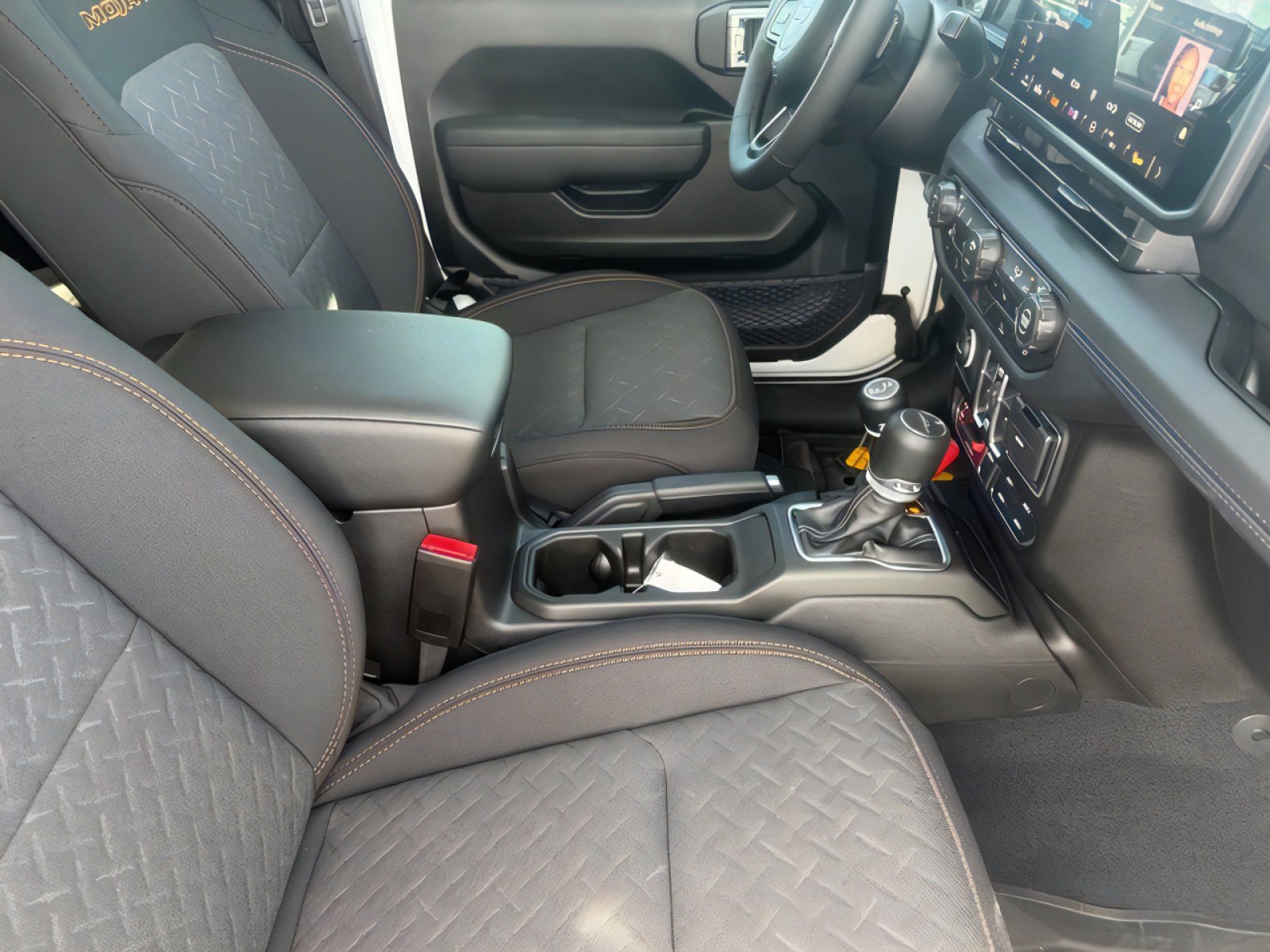 New 2026 Jeep Gladiator Mojave image 11