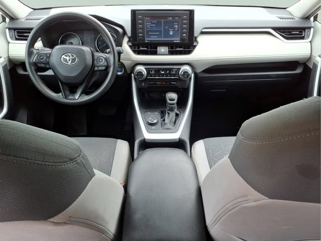 Used 2021 Toyota RAV4 XLE AWD/4WD image 21