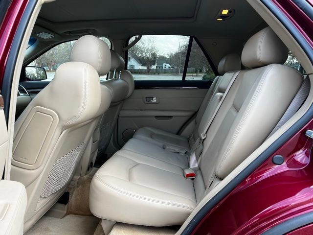 Used 2007 Cadillac SRX image 16