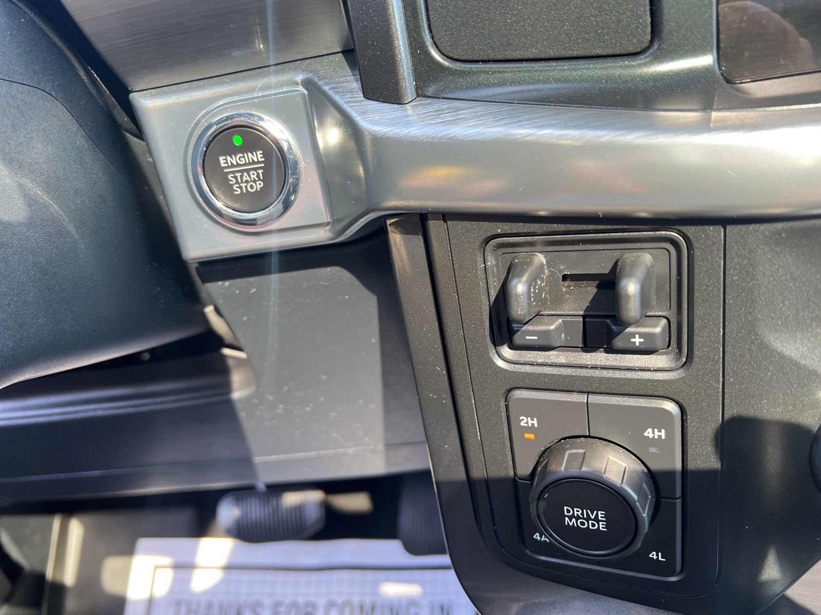 Used 2022 Ford F150 Lariat w/ Equipment Group 502A High image 29