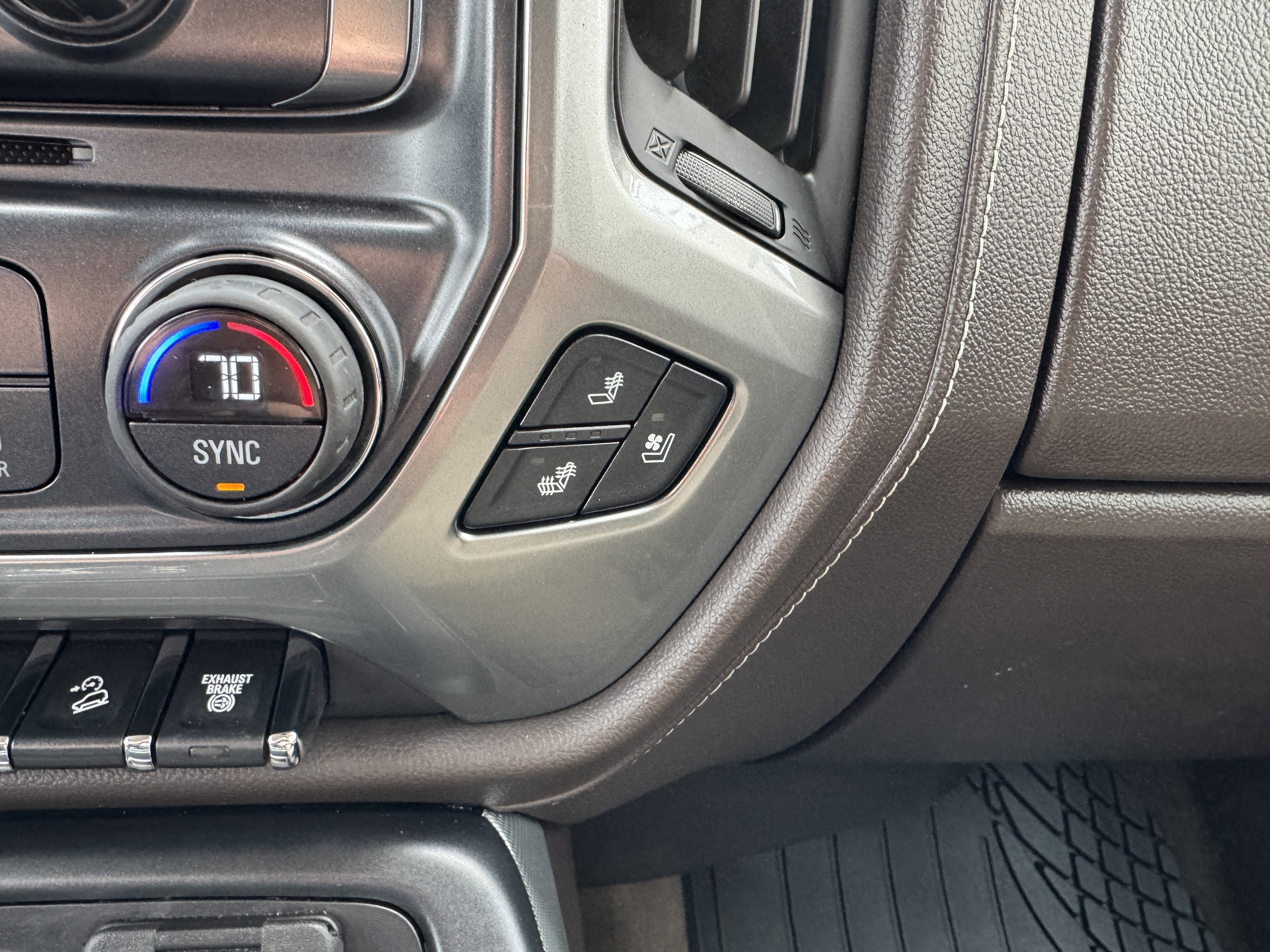 Used 2016 Chevrolet Silverado 2500 LTZ w/ Duramax Plus Package AWD/4WD image 21