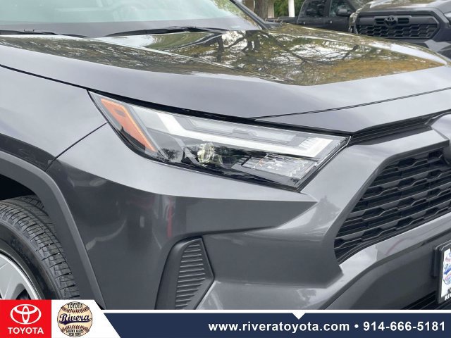 Certified 2024 Toyota RAV4 LE AWD/4WD image 10