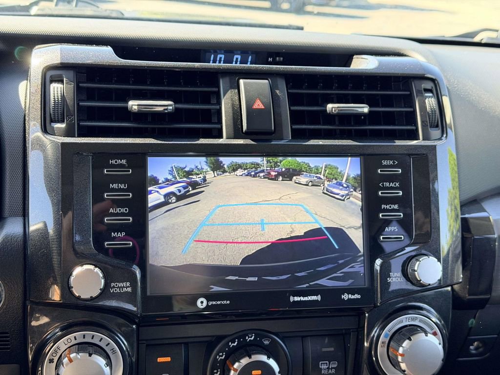 Used 2020 Toyota 4Runner TRD Off-Road Premium w/ Moonroof Package AWD/4WD image 10