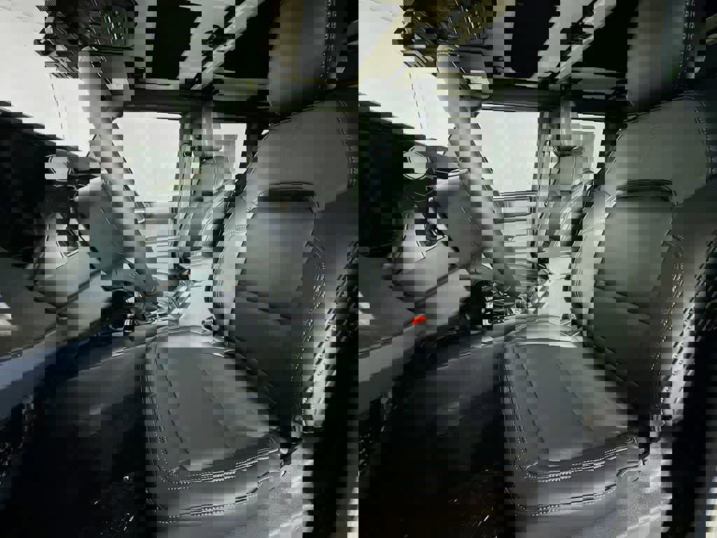 New 2025 Ford Bronco Badlands AWD/4WD image 12