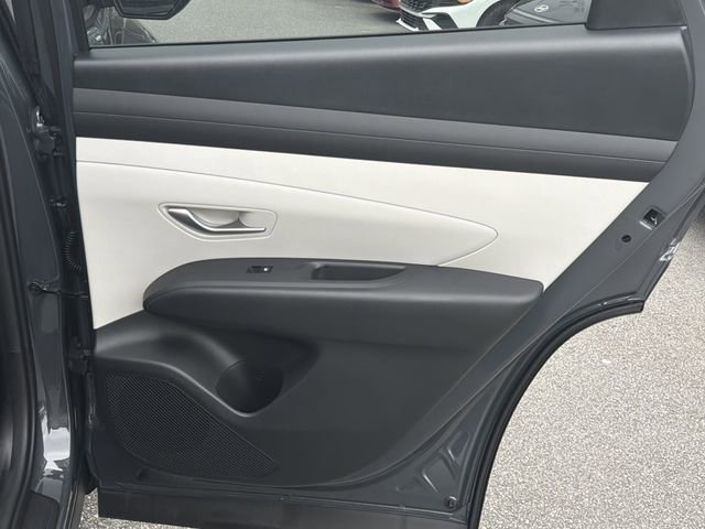New 2026 Hyundai Tucson SEL image 16