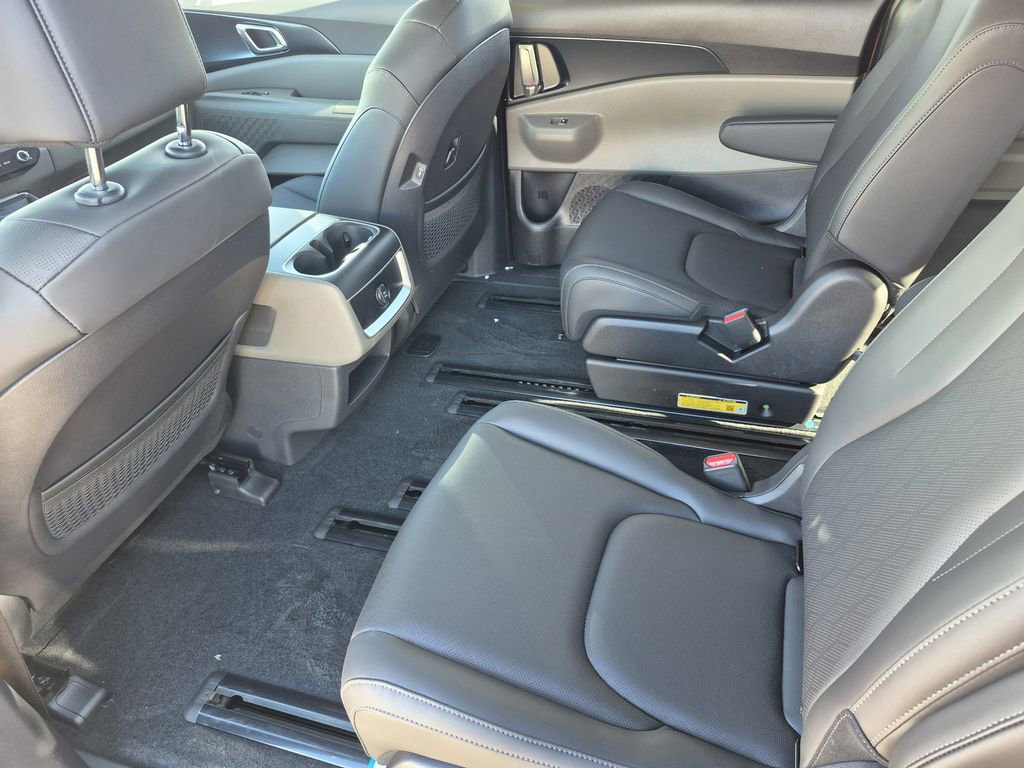 New 2026 Kia Carnival SX image 12