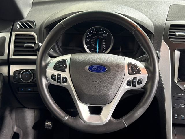 Used 2013 Ford Explorer XLT image 25