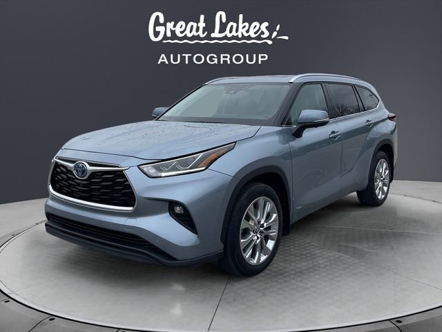 Used 2024 Toyota Highlander Limited AWD/4WD image 1
