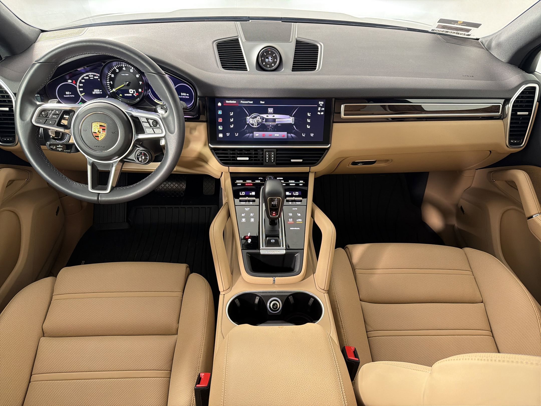 Certified 2023 Porsche Cayenne Platinum Edition AWD/4WD image 17