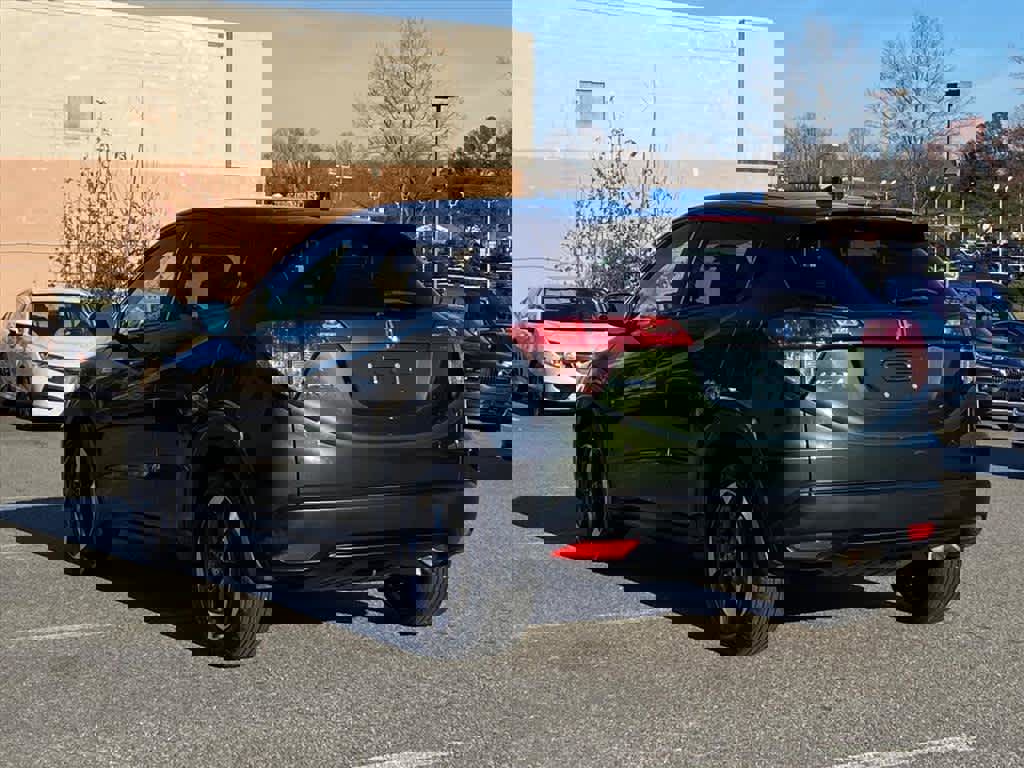 Used 2018 Honda HR-V EX image 3