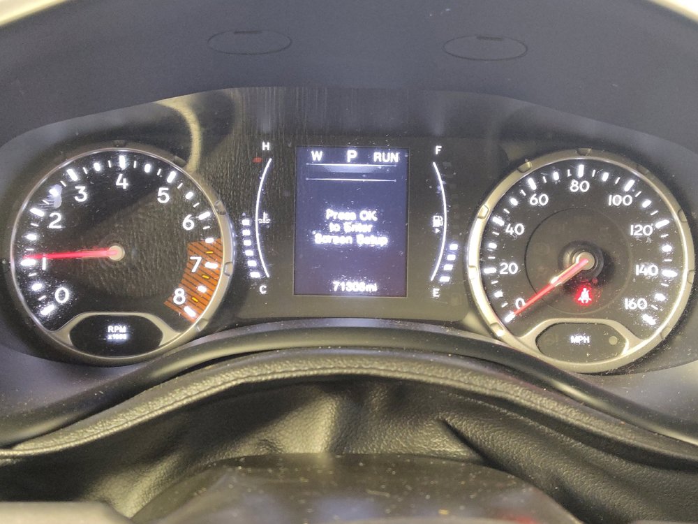 Used 2020 Jeep Renegade Latitude w/ Popular Equipment Group FWD image 23