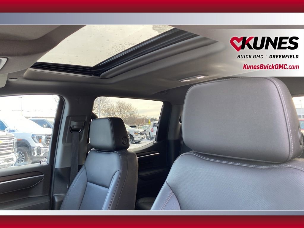 Used 2024 GMC Sierra 1500 SLT w/ SLT Premium Package image 17