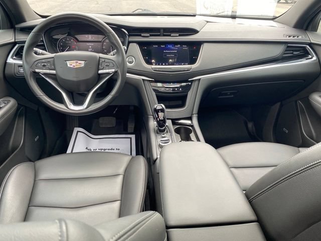 Certified 2024 Cadillac XT6 Luxury w/ LPO, Floor Liner Package FWD image 5