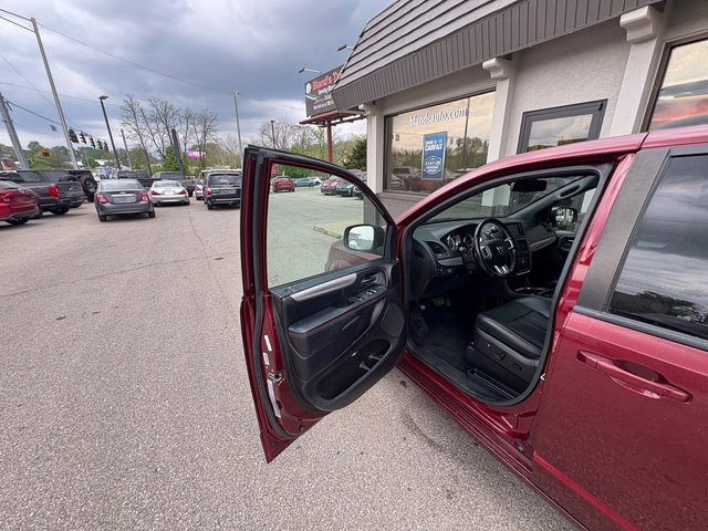 Used 2019 Dodge Grand Caravan GT FWD image 9